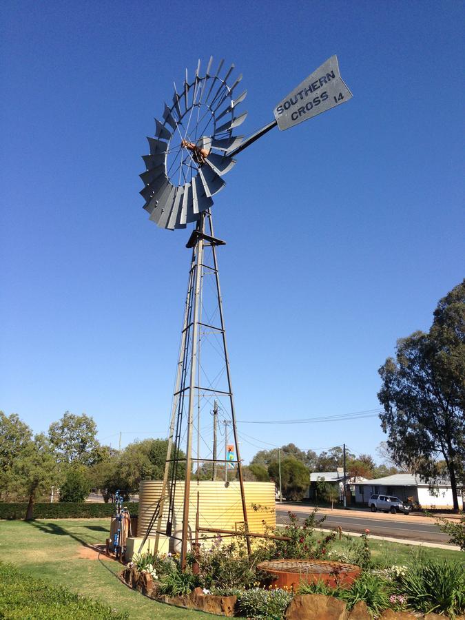 Tambo Mill Motel & Caravan Park Rom bilde